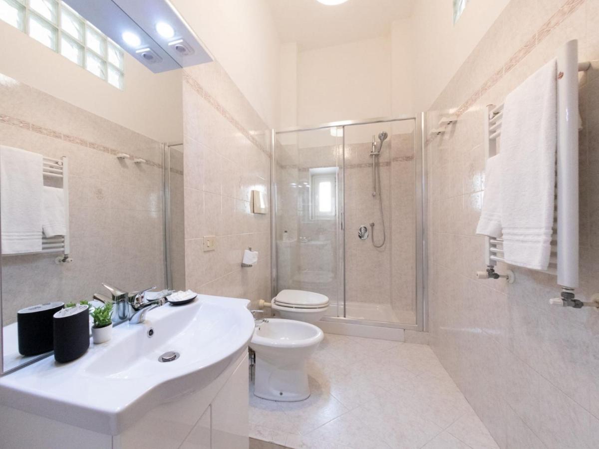 The Best Rent - Lovely Two-Bedroom Apartment Near Termini Station Рим Екстериор снимка